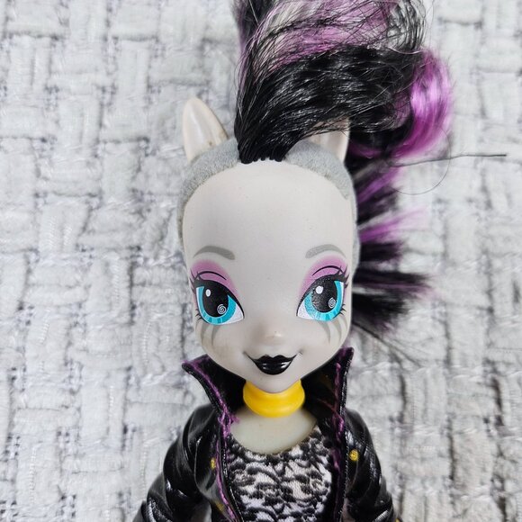 My Little Pony Equestria Girls Ponymania Zecora 2014 Toys R Us Exclusive - Picture 4 of 5